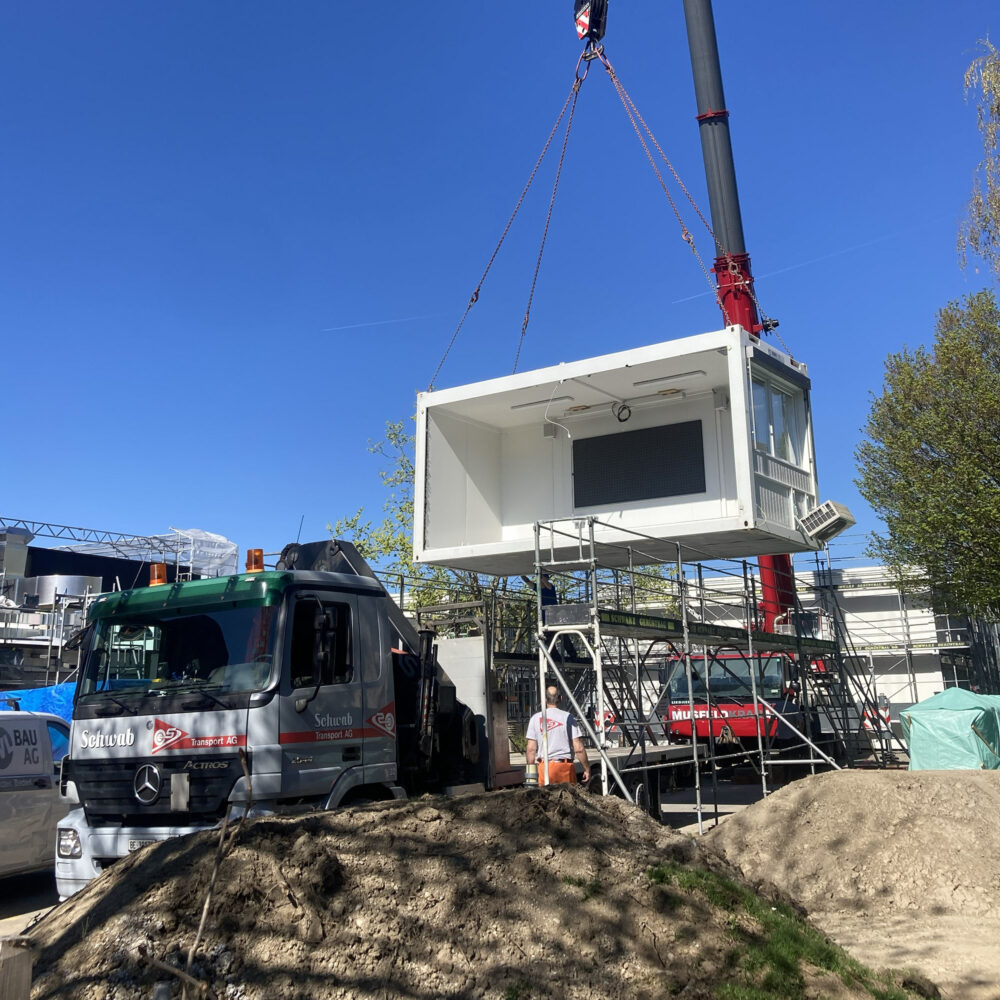 2026 04 Container auf Reisen